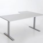 EDGE ARBEIDSBORD 200, LEVERES MED STANDARD GRÅ PLATE/SØLVGRÅTT UNDERSTELL